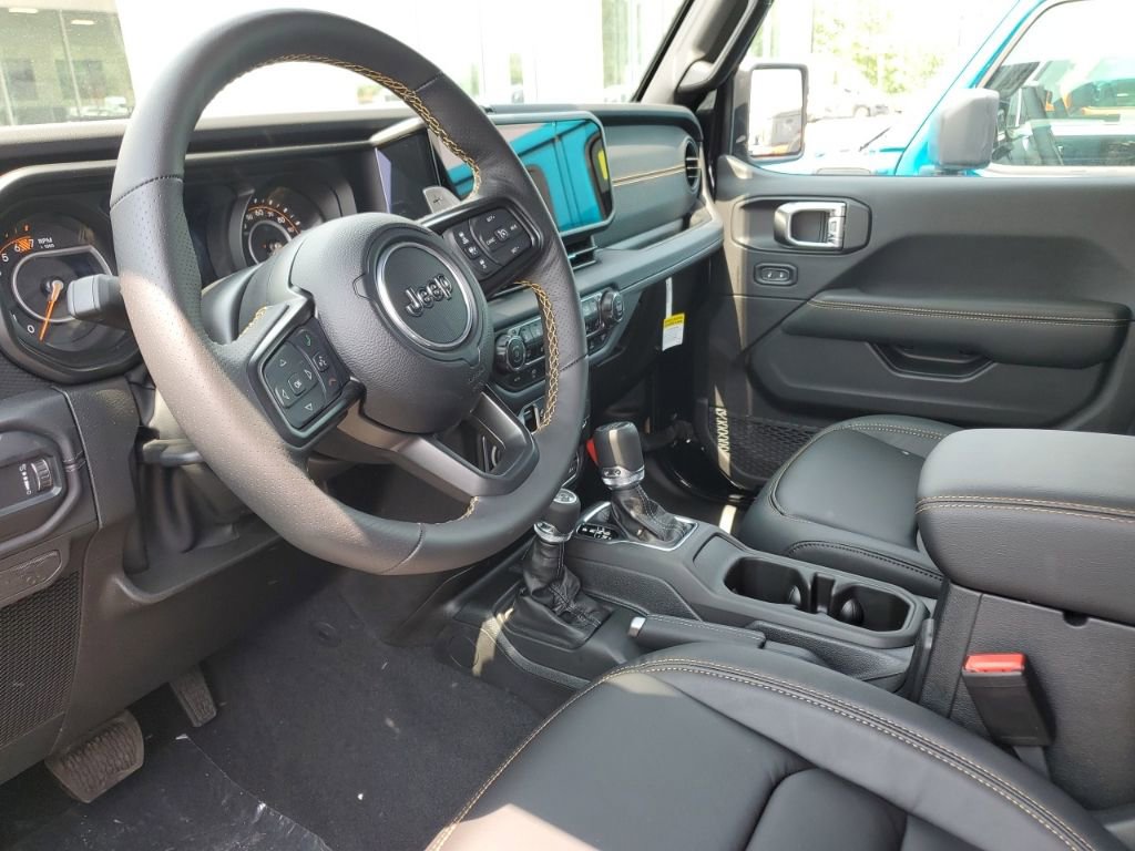 New 2025 Jeep Wrangler Rubicon 392 image 7