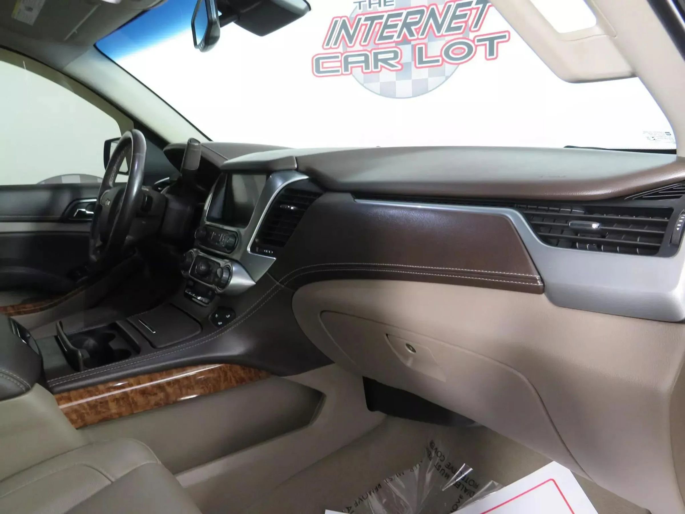 Used 2020 Chevrolet Tahoe Premier AWD/4WD image 12