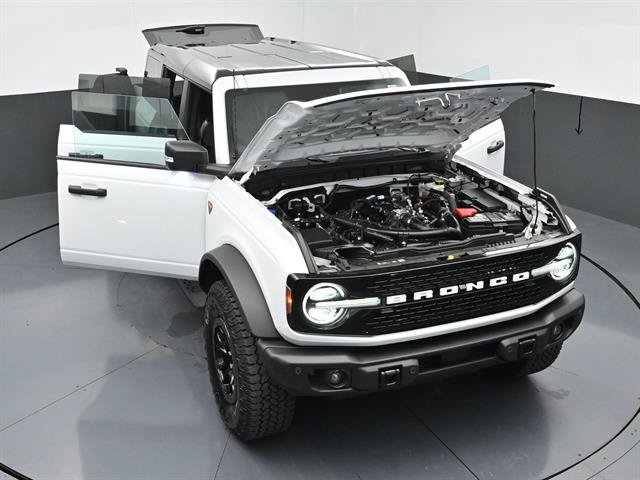Certified 2025 Ford Bronco Badlands AWD/4WD image 48