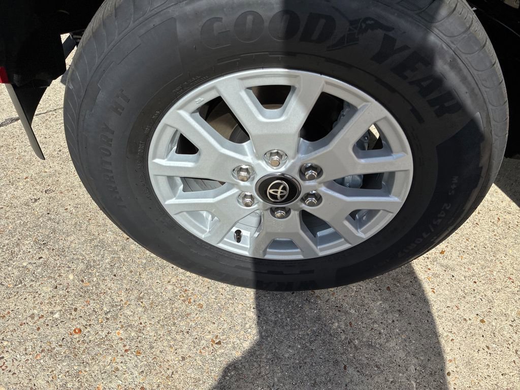 New 2026 Toyota Tacoma SR image 31