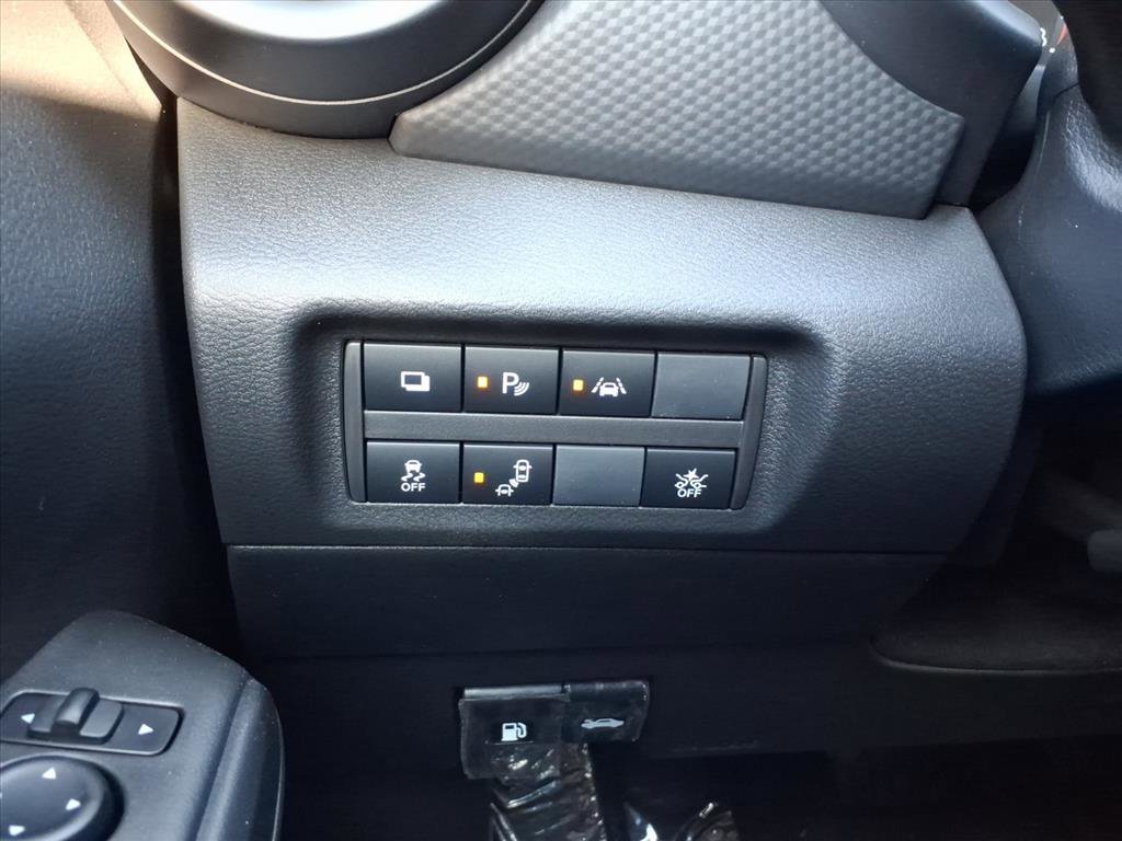 New 2025 Nissan Kicks Play S FWD image 22