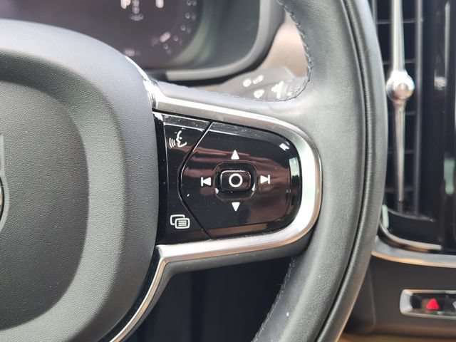 Used 2022 Volvo S90 B6 Inscription AWD/4WD image 30