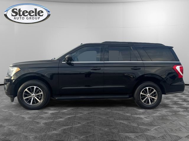 Used 2021 Ford Expedition XLT image 2
