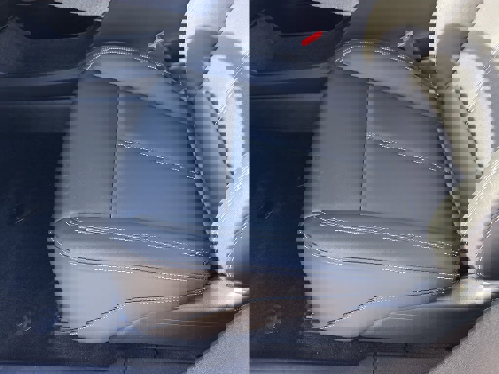 New 2026 Cadillac Optiq Luxury 1 image 12