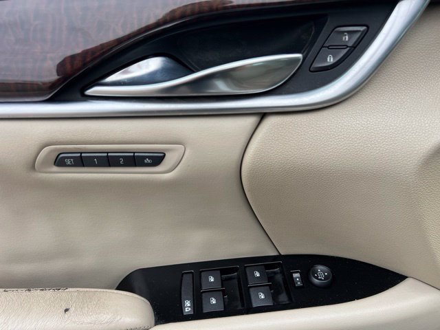Used 2013 Cadillac XTS Luxury w/ Driver Awareness Package FWD image 21
