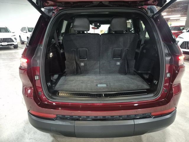 Used 2021 Jeep Grand Cherokee L Laredo AWD/4WD image 27
