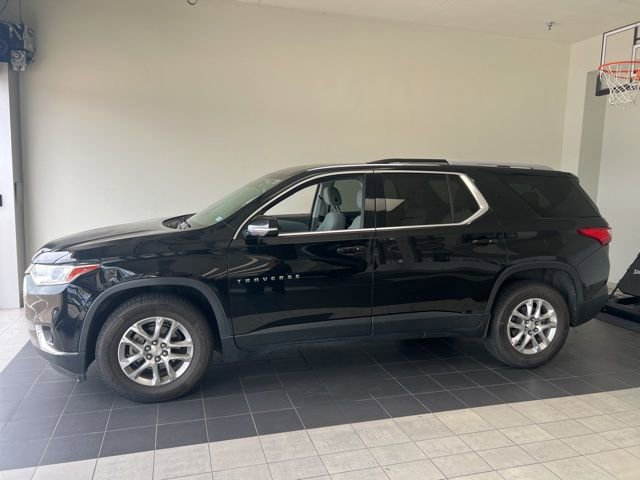 Used 2018 Chevrolet Traverse LT FWD image 1