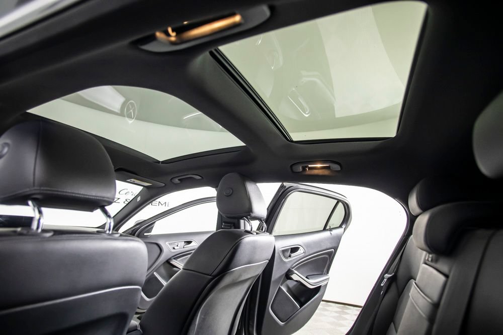 Used 2019 Mercedes-Benz GLA 250 4MATIC image 22