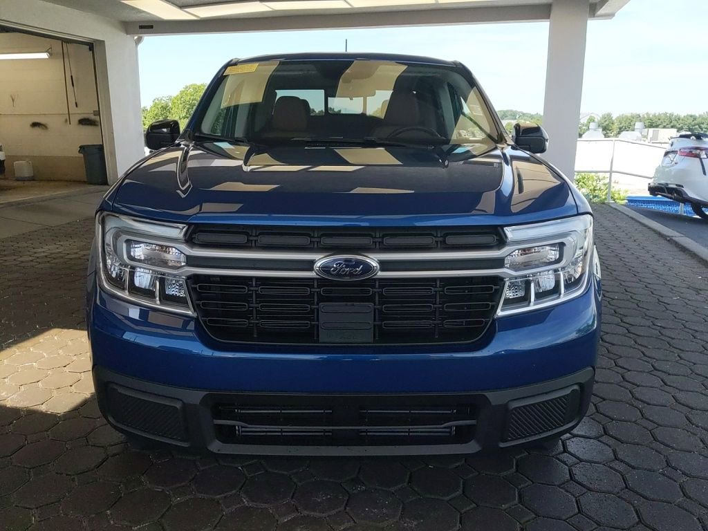 Used 2024 Ford Maverick Lariat AWD/4WD image 2