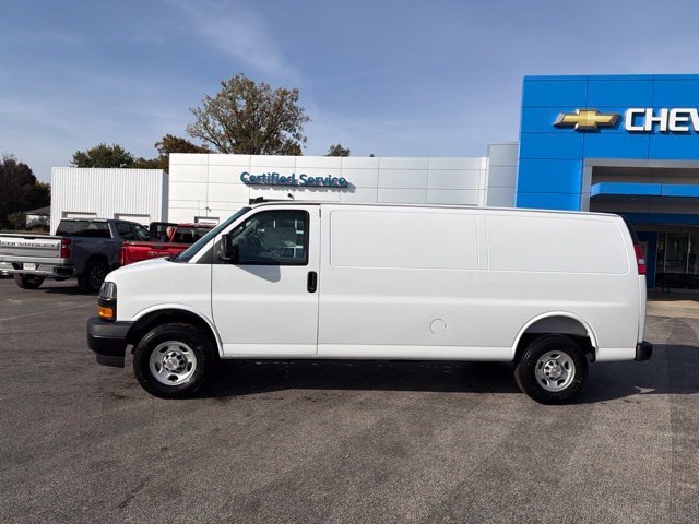 New 2027 Chevrolet Express 3500 Extended w/ Driver Convenience Package RWD image 5