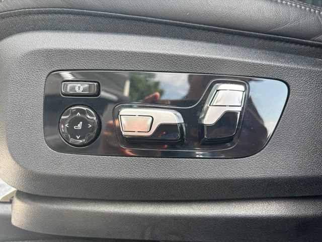 Used 2026 BMW X7 xDrive40i AWD/4WD image 13