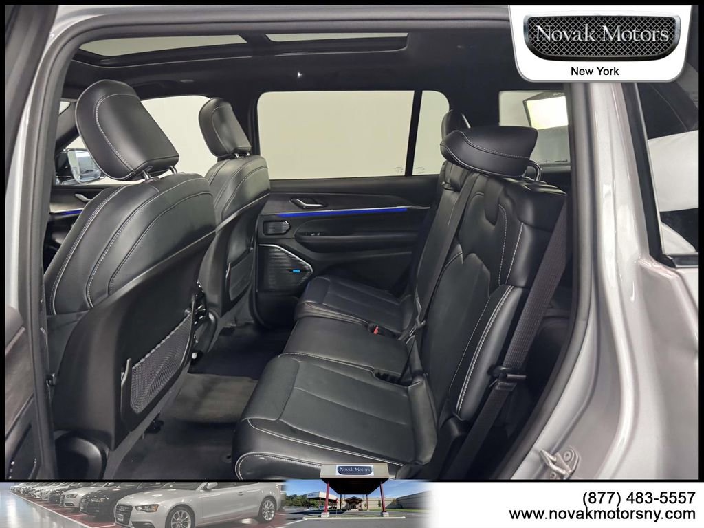 Used 2021 Jeep Grand Cherokee L Overland image 11