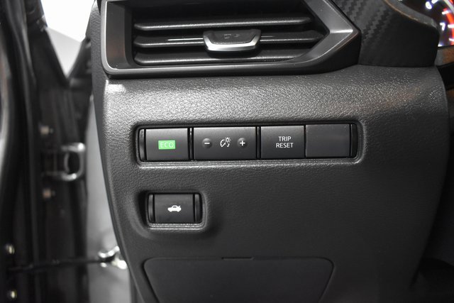 Certified 2023 Nissan Sentra S image 17