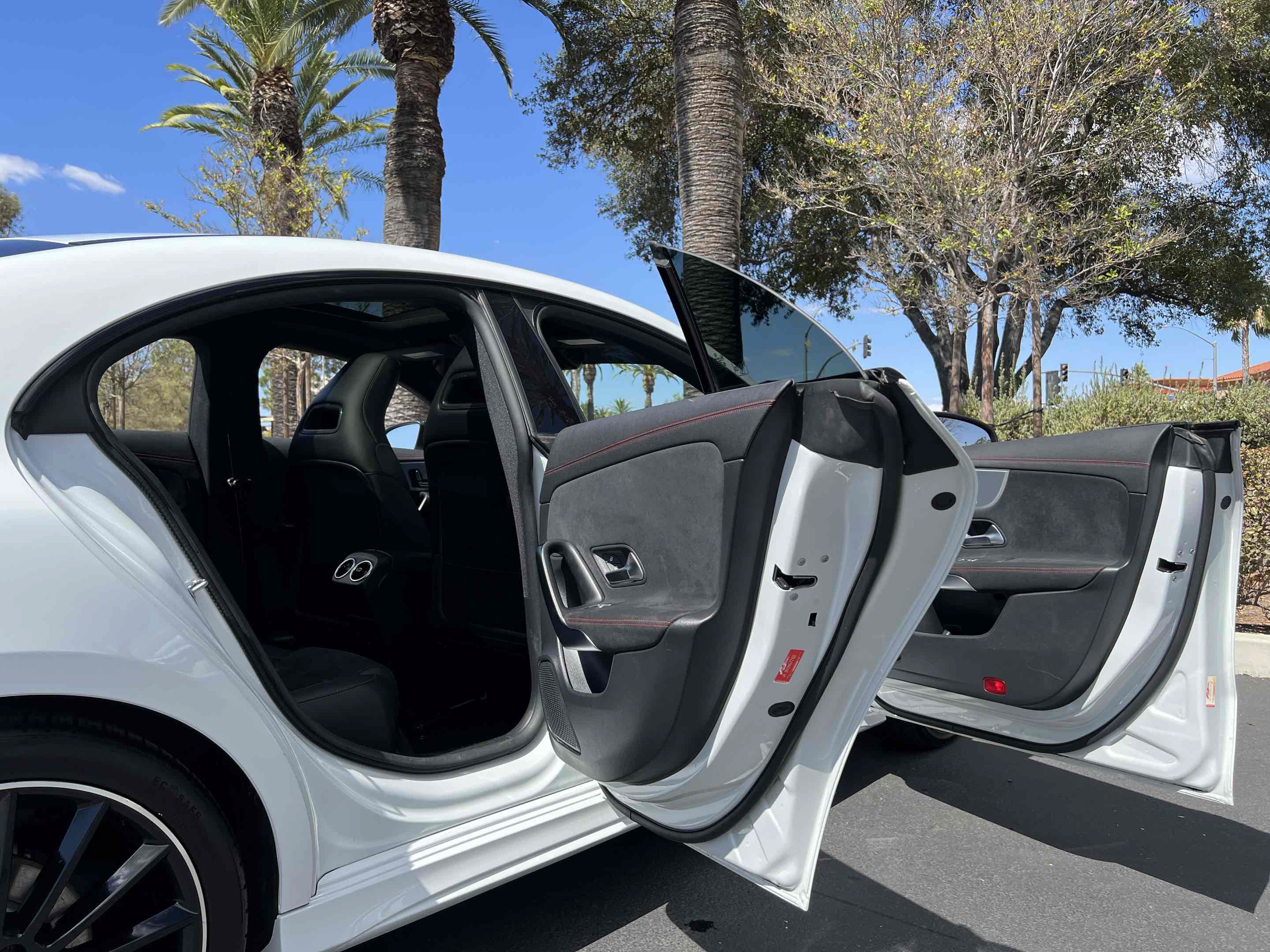 Used 2023 Mercedes-Benz CLA 250 image 38