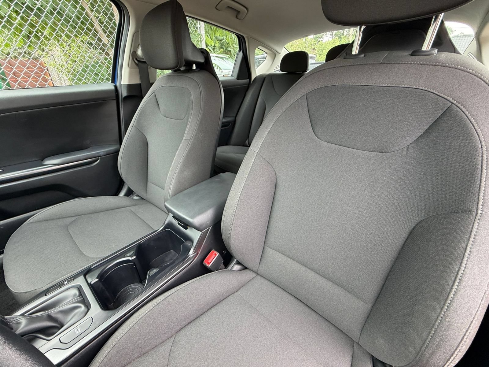 Used 2026 Kia K4 FWD image 33