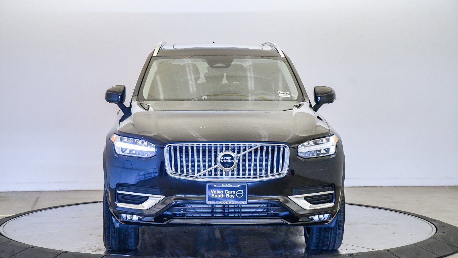 Certified 2025 Volvo XC90 B6 Ultra image 7