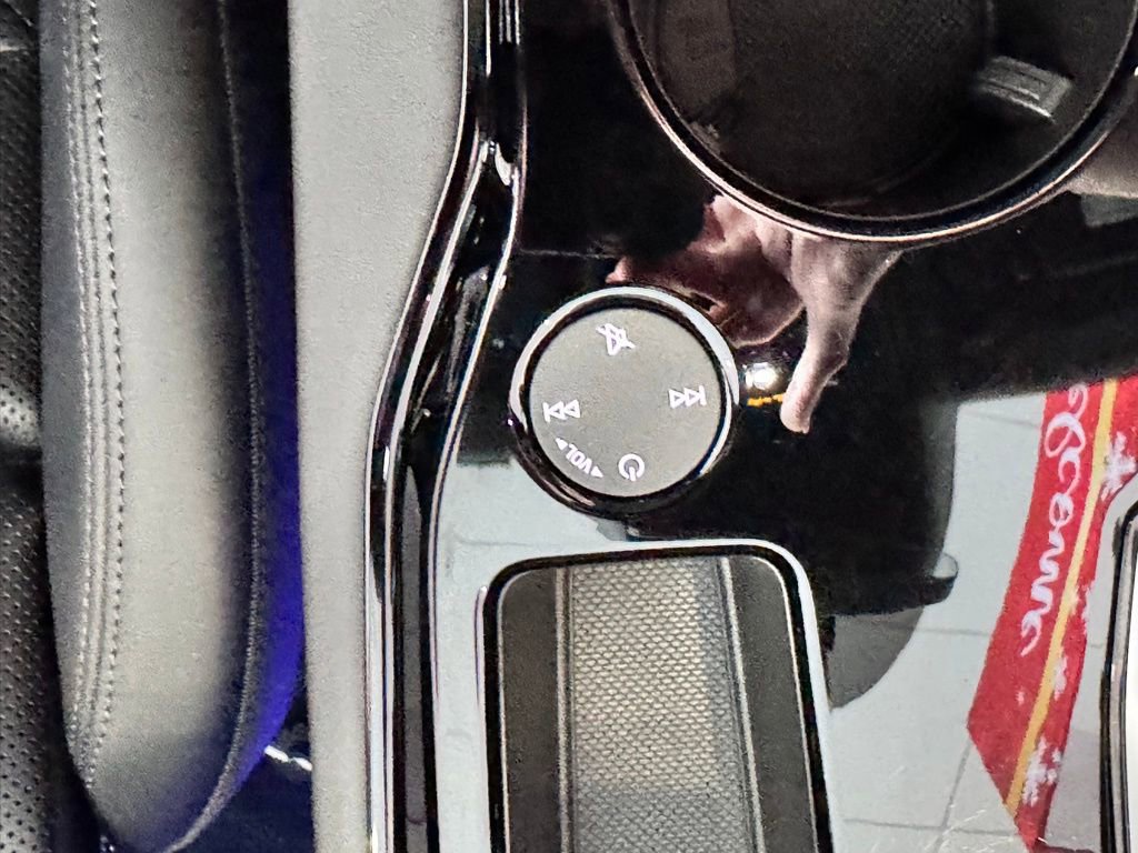 Used 2023 Audi RS e-tron GT w/ Carbon Performance Package image 57