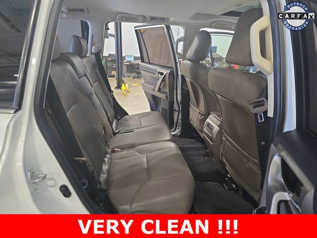 Used 2020 Lexus GX 460 Premium w/ Premium Package image 19