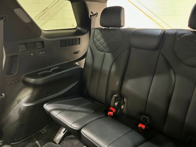 Used 2021 Hyundai Palisade Calligraphy image 15