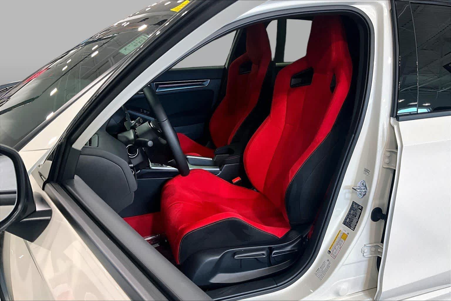 Used 2025 Honda Civic Type R image 8