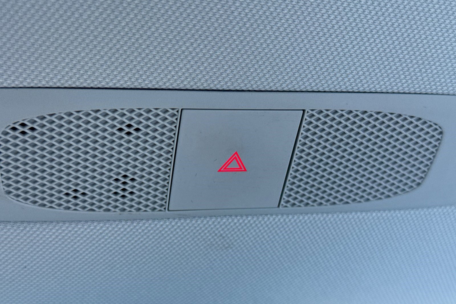 Used 2022 Tesla Model Y Performance image 36