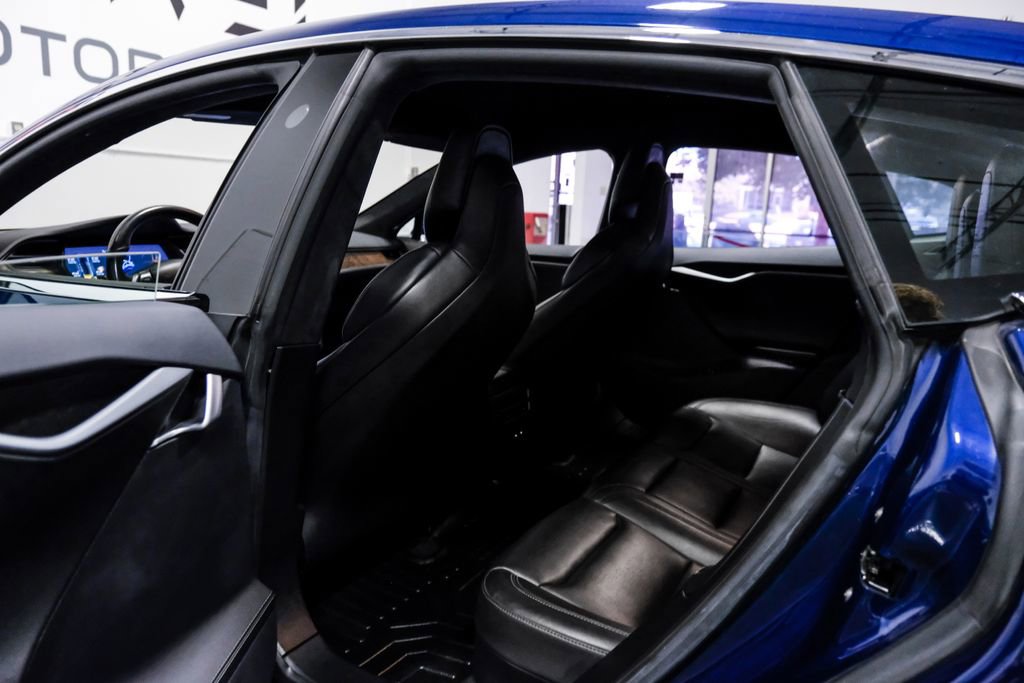 Used 2019 Tesla Model S Long Range image 32