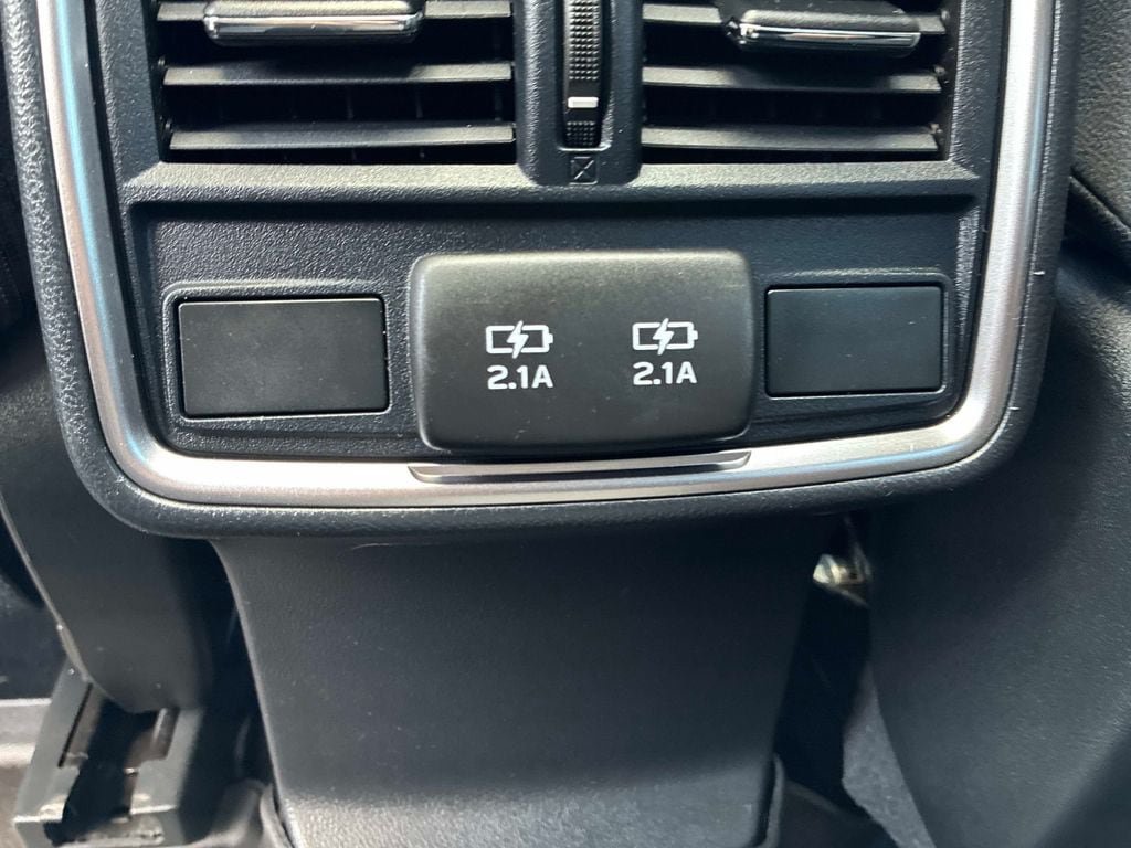 Used 2021 Subaru Forester Premium AWD/4WD image 18
