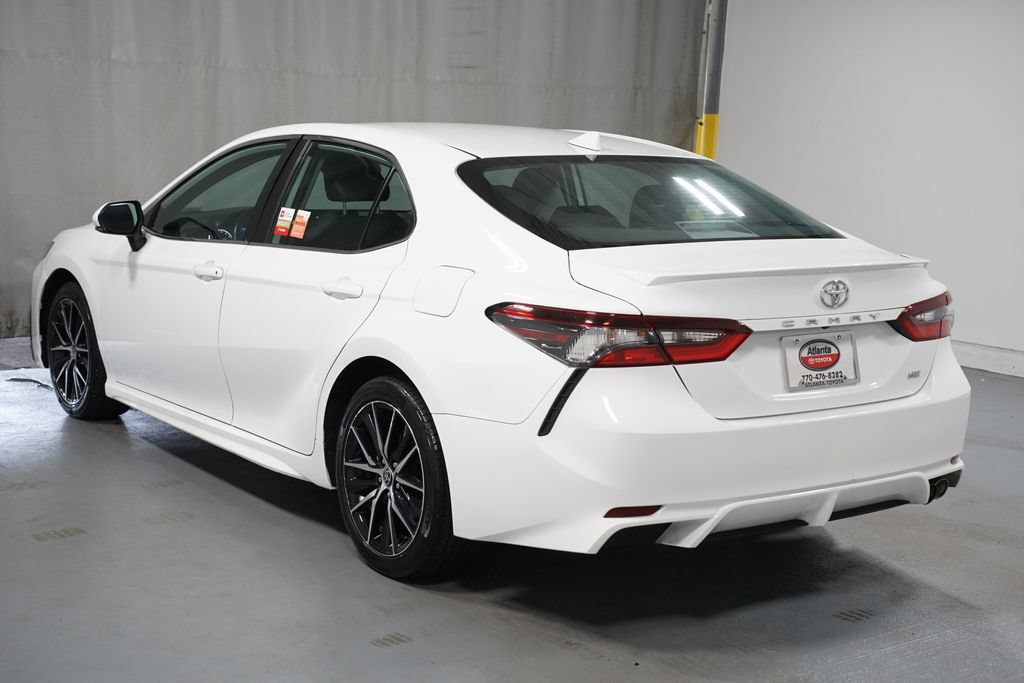 Certified 2024 Toyota Camry SE FWD image 6