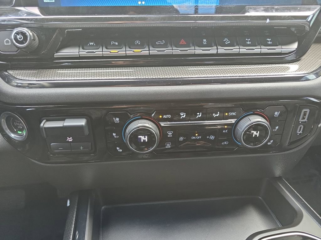 Used 2023 Chevrolet Silverado 1500 ZR2 w/ Technology Package image 23