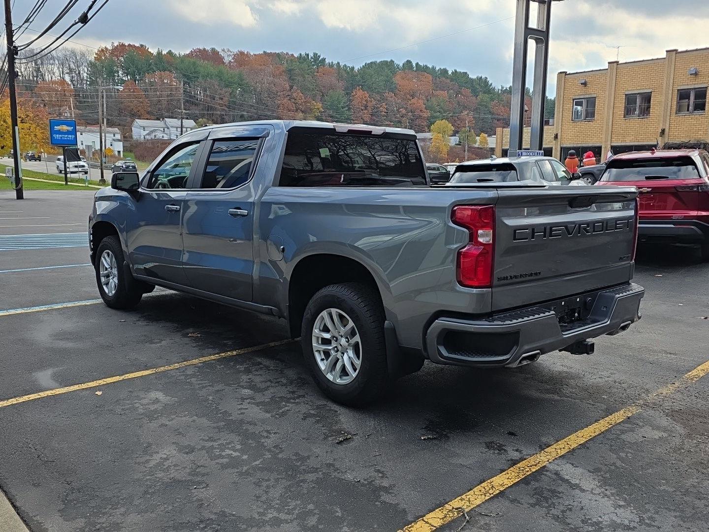Used 2021 Chevrolet Silverado 1500 RST image 12