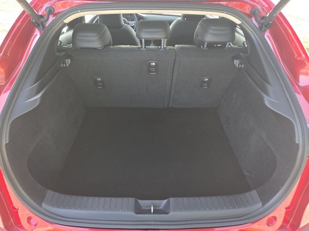 Used 2020 MAZDA CX-30 AWD w/ Premium Package image 19