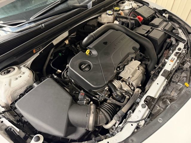 Used 2023 Chevrolet Malibu LT FWD image 42