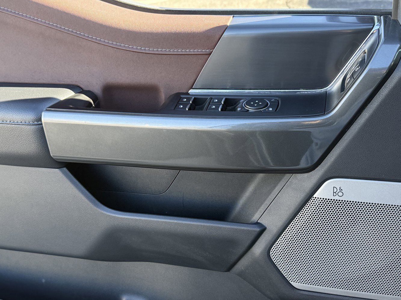 Used 2023 Ford F150 Lariat w/ Max Trailer Tow Package image 22