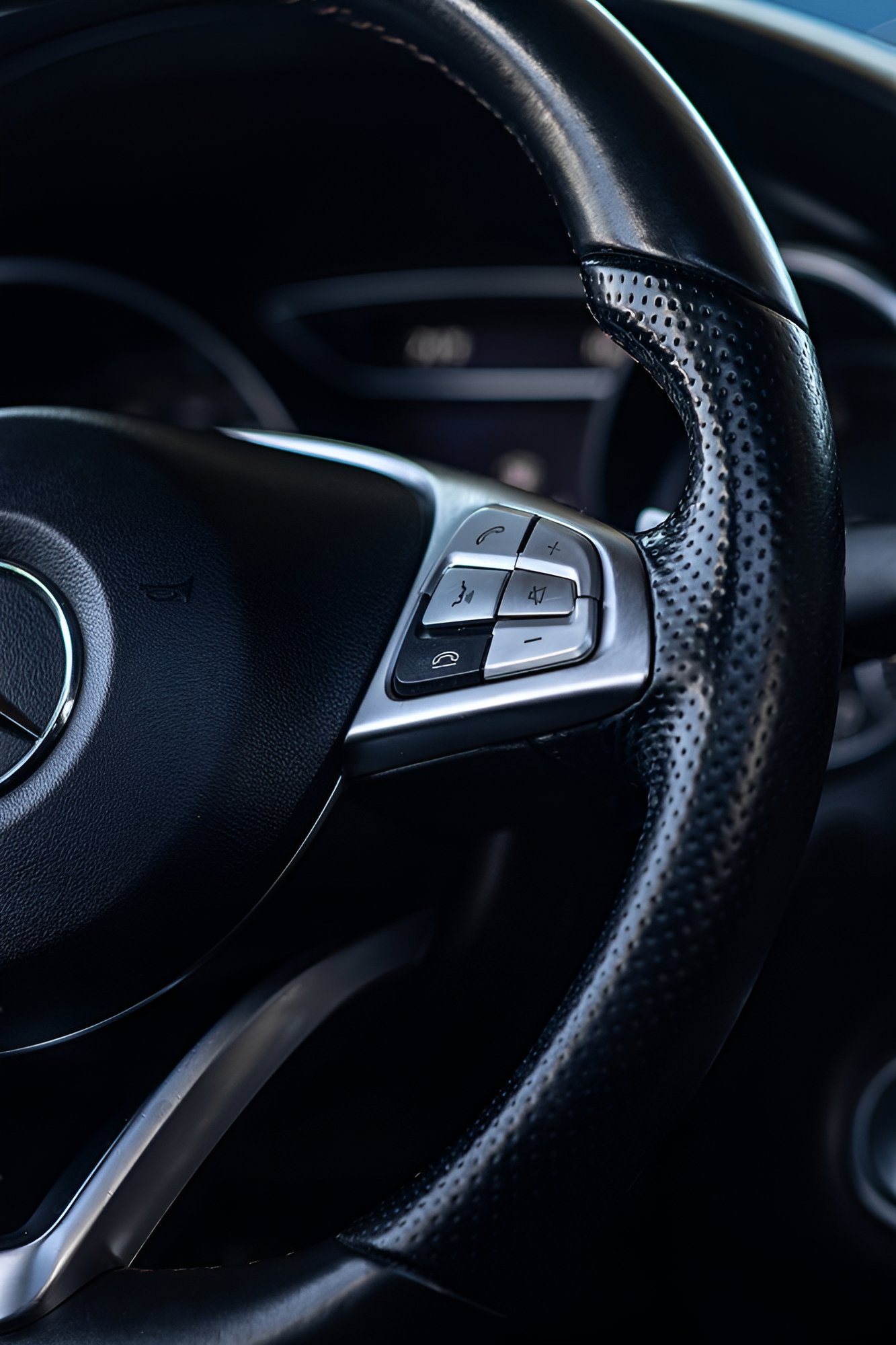Used 2017 Mercedes-Benz CLA 250 image 25
