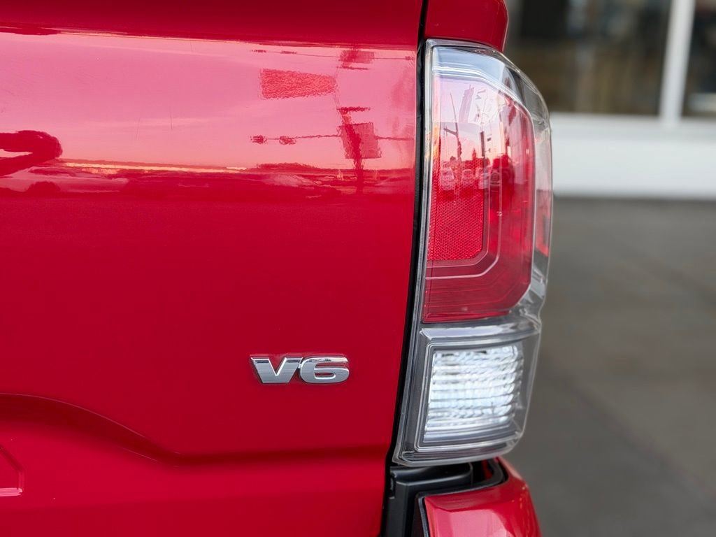 Certified 2021 Toyota Tacoma TRD Off-Road w/ Technology Package image 13