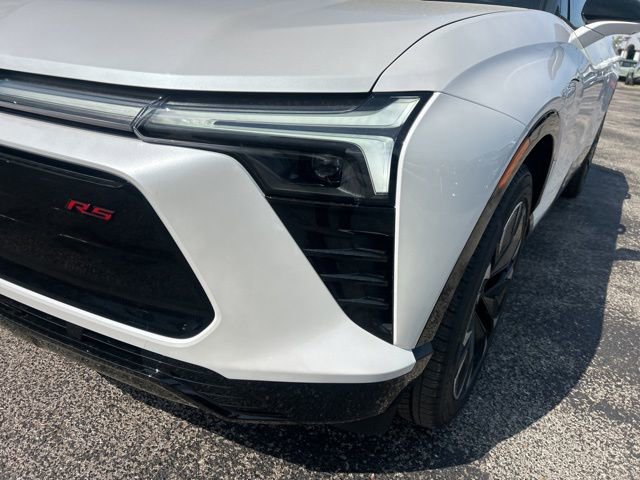 New 2025 Chevrolet Blazer EV RS image 9