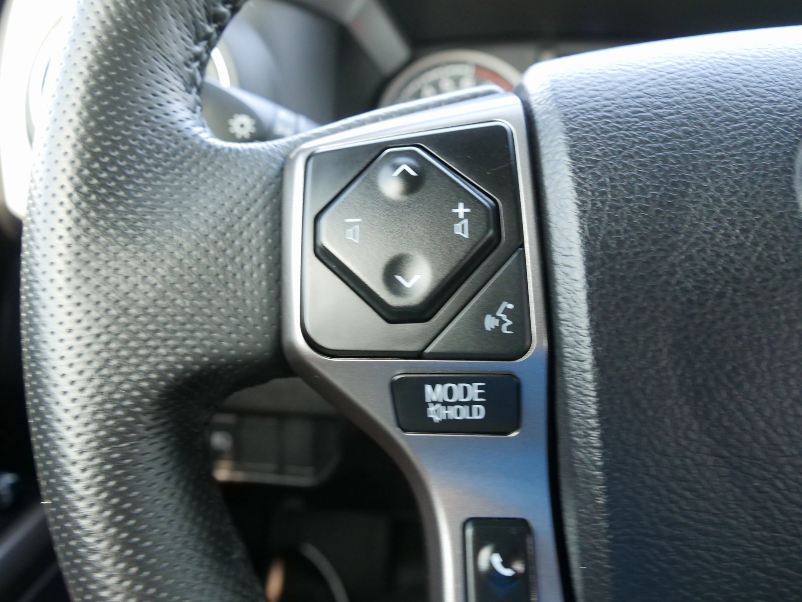 Used 2023 Toyota Tacoma SR5 image 19