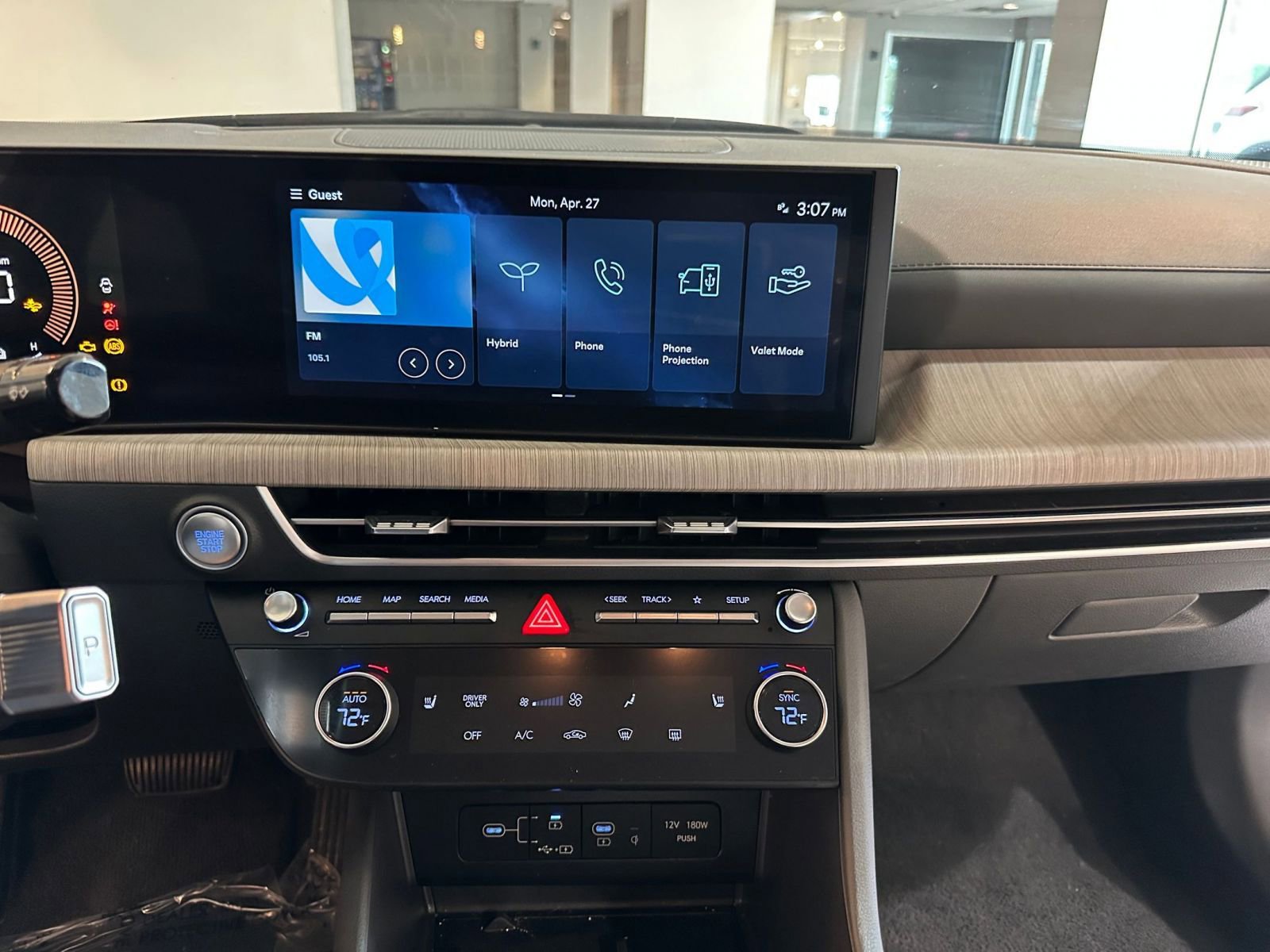 Used 2025 Hyundai Sonata SEL FWD image 17
