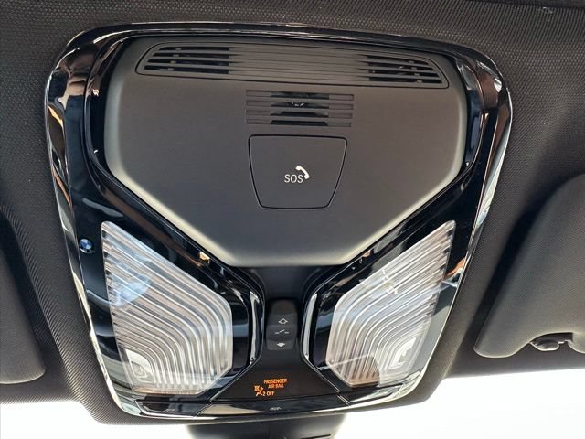 New 2026 BMW 330i xDrive Sedan w/ Premium Package AWD/4WD image 21