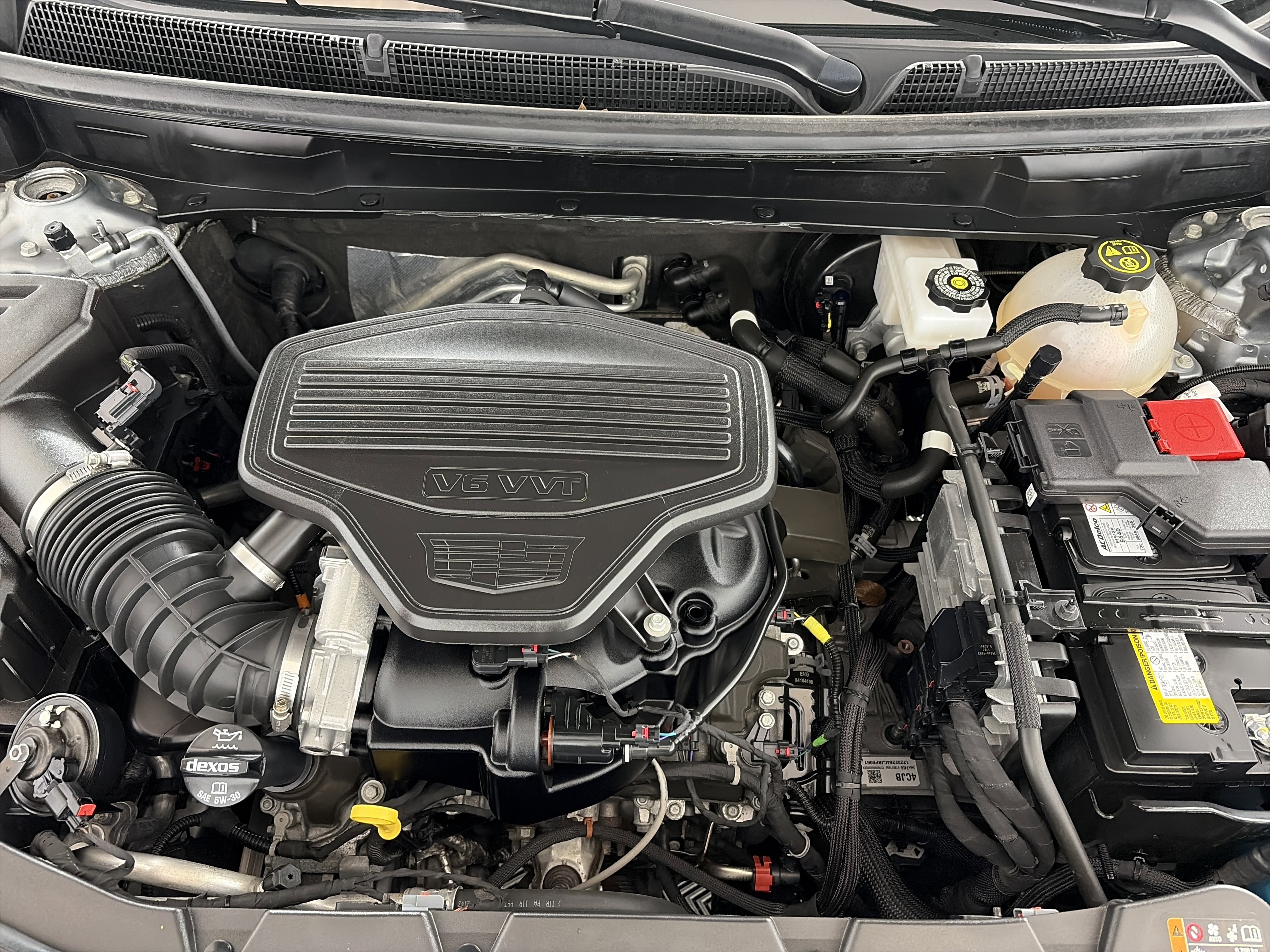 Certified 2024 Cadillac XT5 Sportv w/ Technology Package image 11