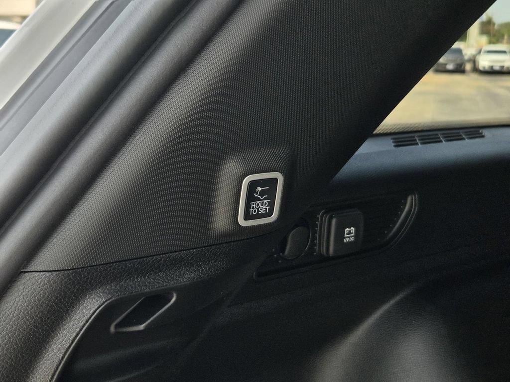 New 2026 Jeep Grand Cherokee Altitude RWD image 10