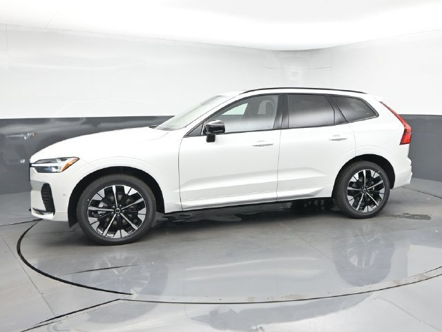 New 2027 Volvo XC60 B5 Plus AWD/4WD image 4