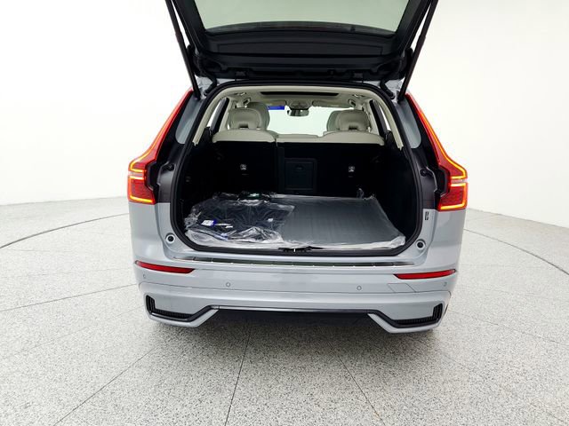 New 2026 Volvo XC60 B5 Ultra w/ Protection Package Premier image 19