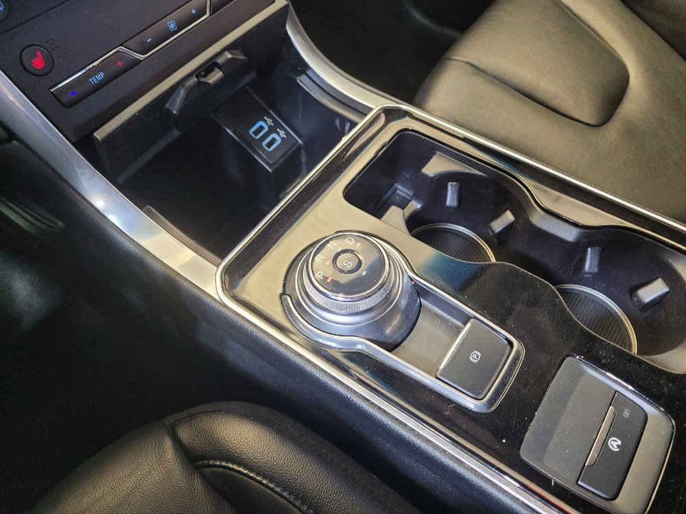 Used 2019 Ford Edge Titanium AWD/4WD image 26