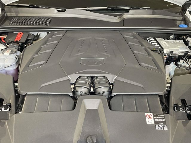 New 2026 Porsche Cayenne S AWD/4WD image 17