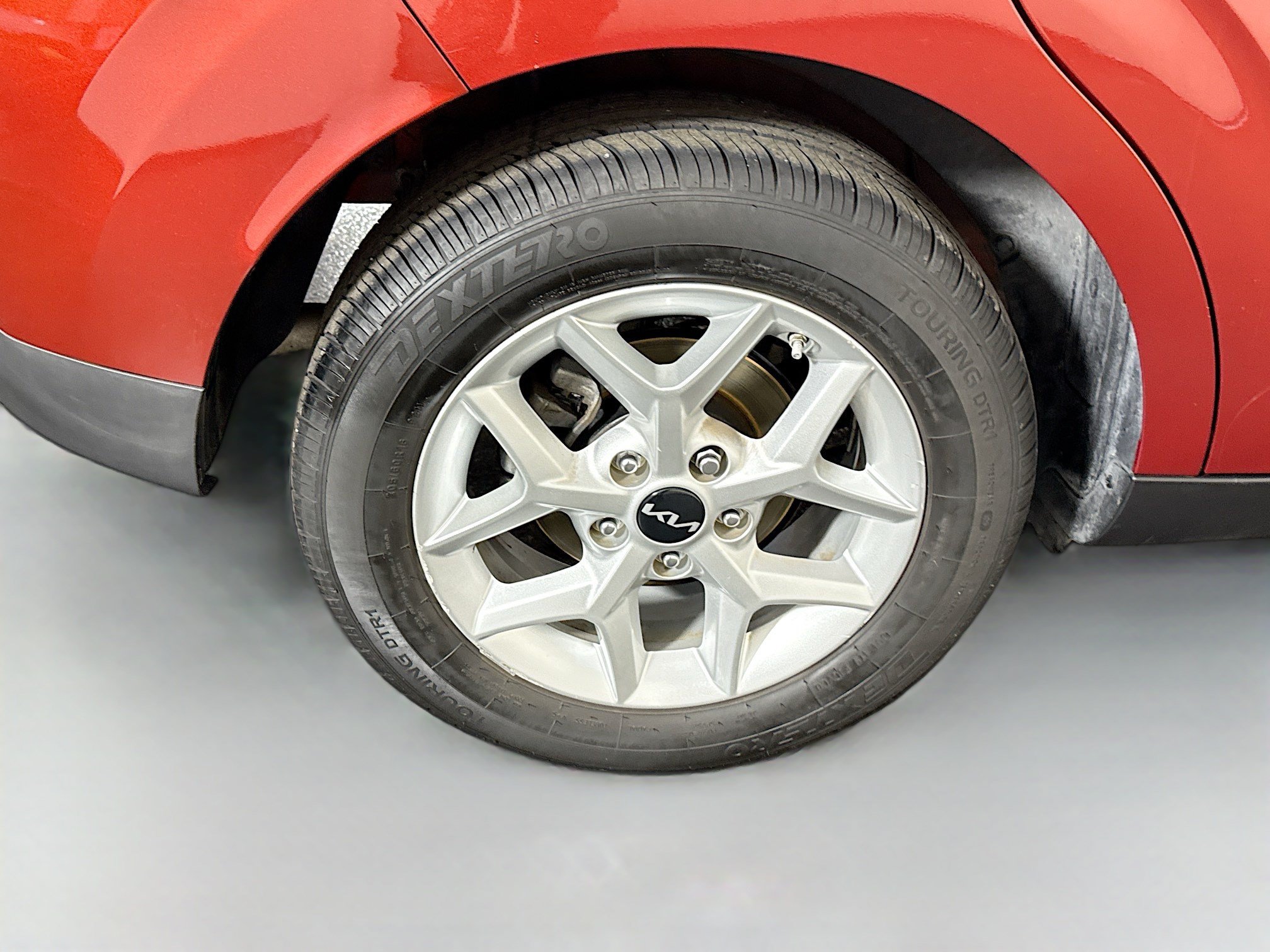 Used 2023 Kia Soul LX w/ LX Technology Package FWD image 32