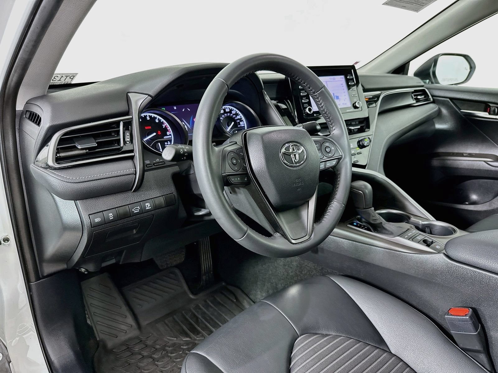 Certified 2023 Toyota Camry SE w/ Blackout Package (TMS) AWD/4WD image 9