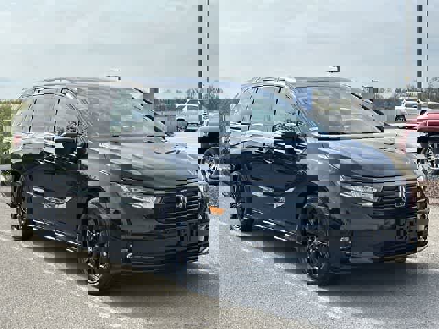 Used 2023 Honda Odyssey Sport image 34