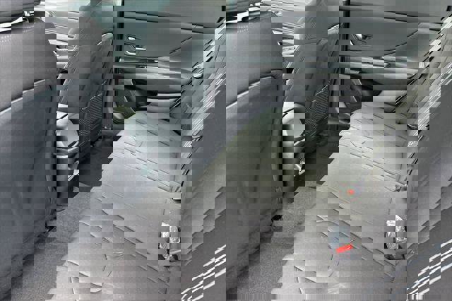 New 2025 Hyundai Elantra SEL image 9