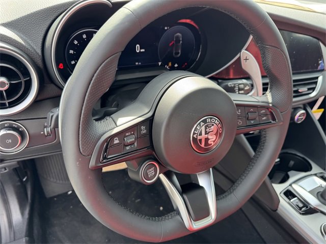 New 2025 Alfa Romeo Giulia w/ Veloce Package Rwd image 13
